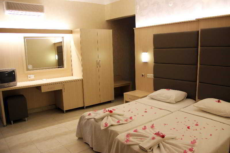Ozcan Beach Hotel Turunç Extérieur photo